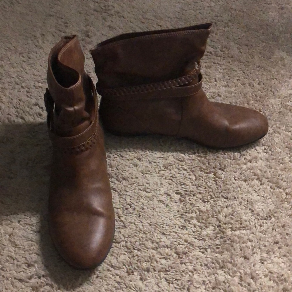 Ankle boots